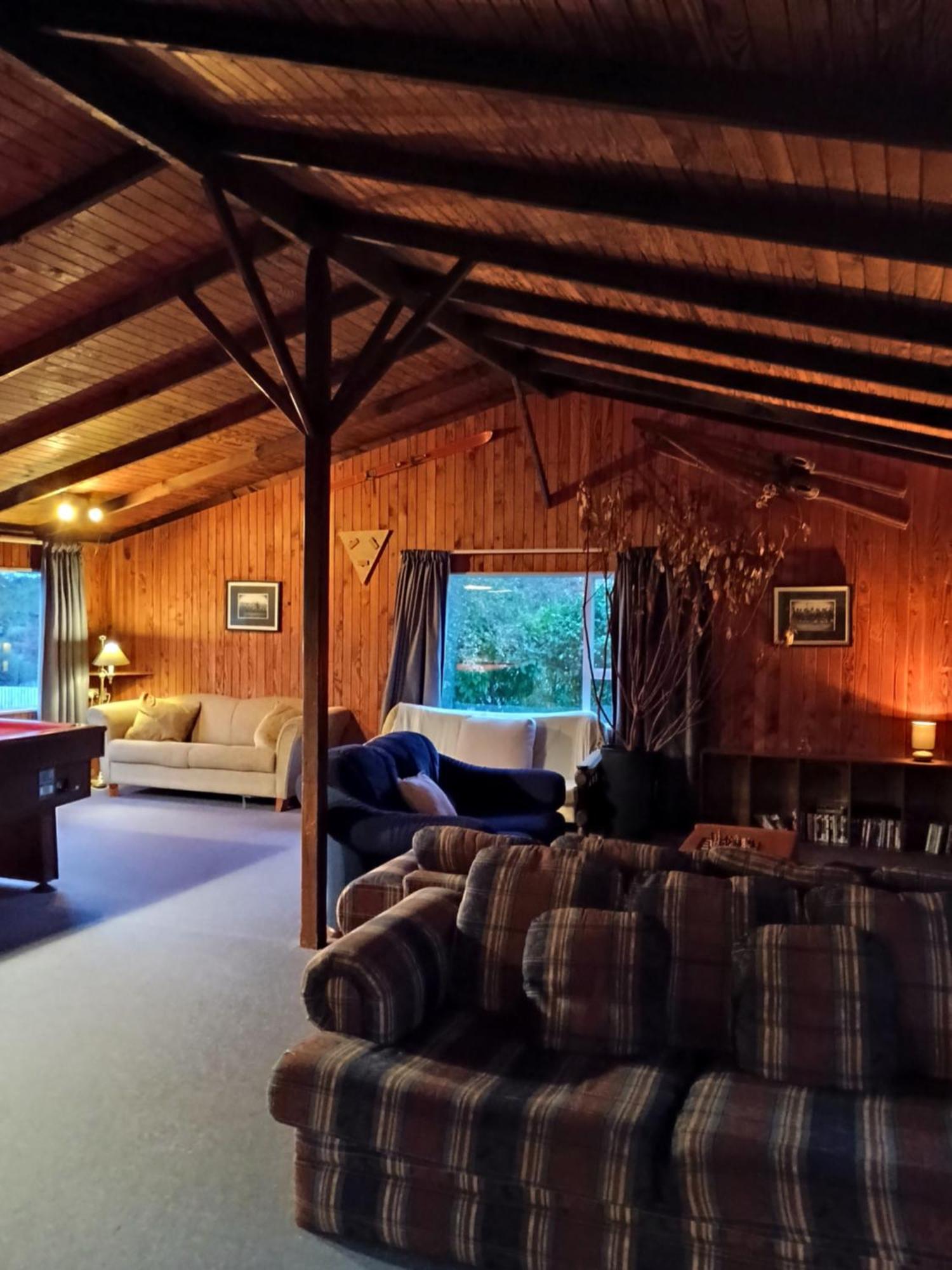 Howards Mountain Lodge National Park Buitenkant foto